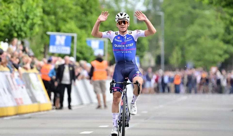 Remco Evenepoel chiến thắng Gullegem Koerse 2022