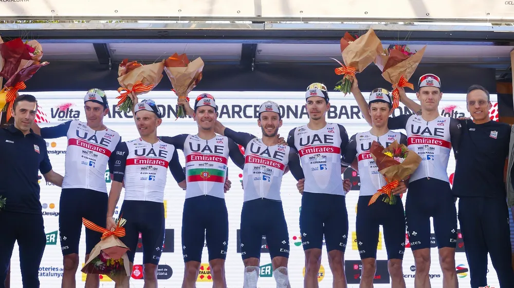 UAE Emirates dốc toàn lực cho Tadej Pogacar