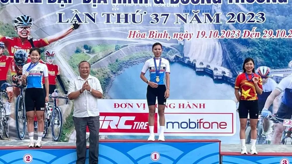 Đinh Thị Như Quỳnh mang cú đúp vàng cho Bình Dương vào hôm nay