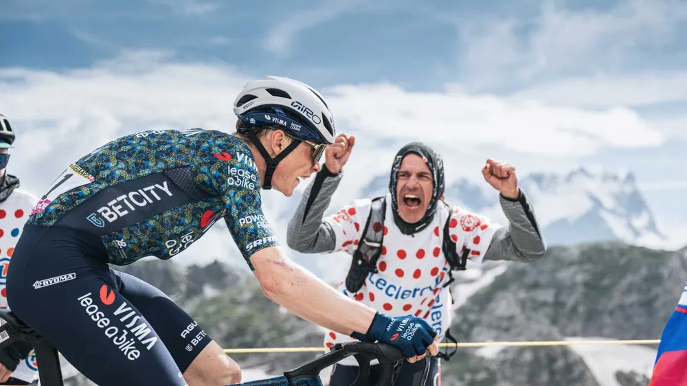 Jonas Vingegaard không hài lòng với lời chỉ trích của Bernard Hinault