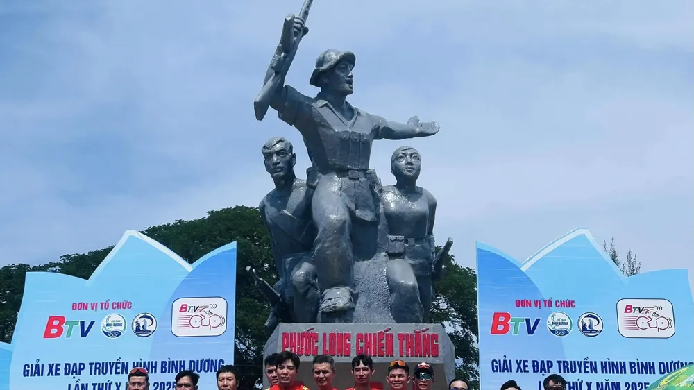 BTC trao giải cho các đội có thành tích tốt