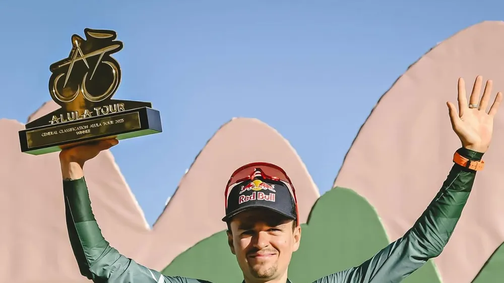 Tom Pidcock đăng quang AlUla Tour 2025