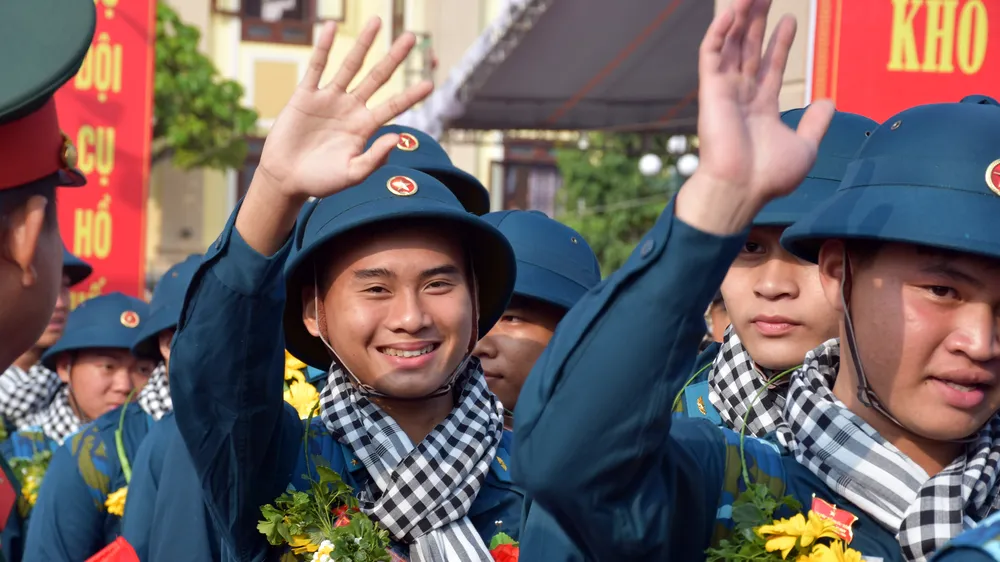 Hơn 4.400 thanh niên Tây Ninh lên đường tòng quân