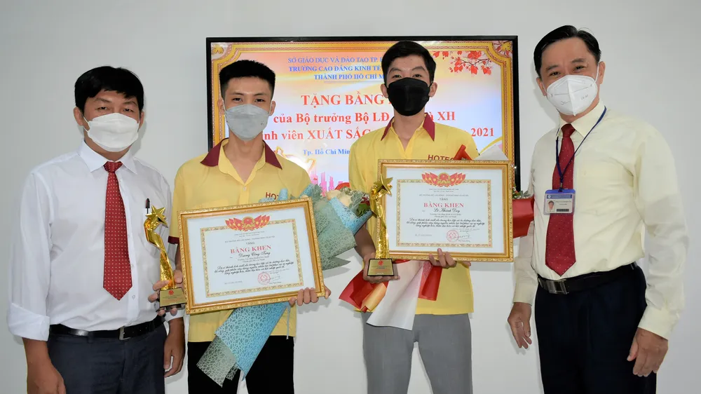 2 sinh viên trường nghề được nhận Bằng khen của Bộ LĐTB-XH