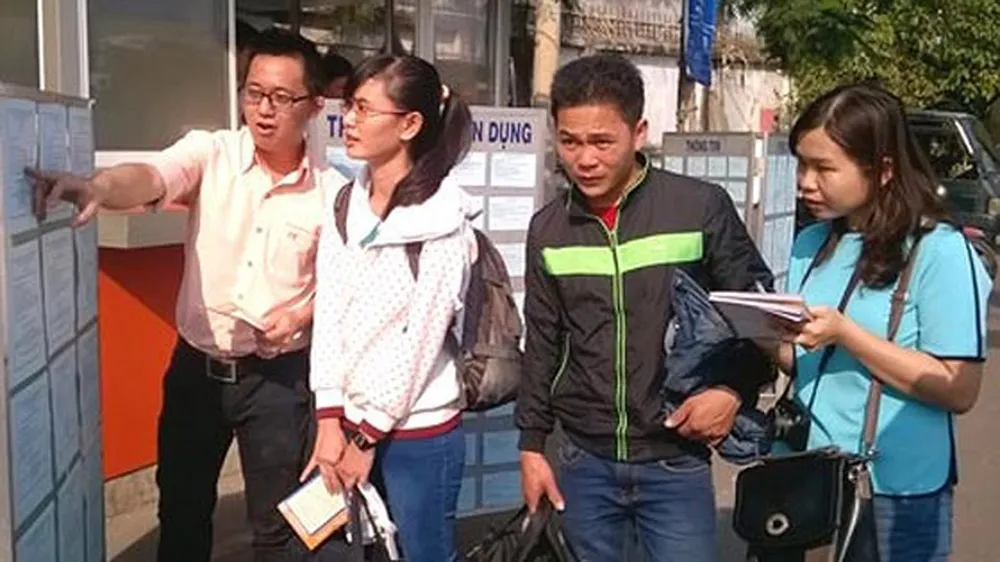 Kết nối với 17 tỉnh, thành giới thiệu việc làm cho người lao động