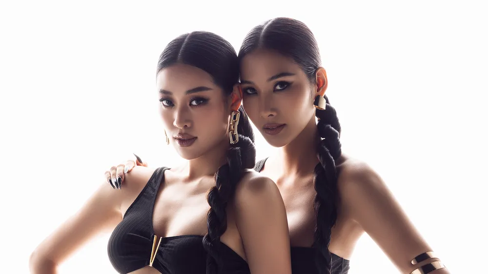 Hoa hậu Khánh Vân và Á hậu Hoàng Thuỳ lần đầu kết hợp trong bộ ảnh mới