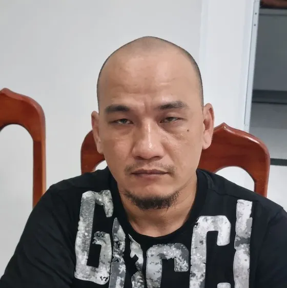 Podcast bản tin tối 5-7: Đề nghị truy tố nhóm sản xuất, buôn bán thuốc giả; Khởi tố đối tượng mua bán tài khoản ngân hàng