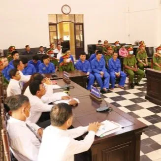 Podcast bản tin trưa 17-8: 19 đối tượng mang nhiều súng đạn, đao kiếm hỗn chiến lãnh án nghiêm khắc