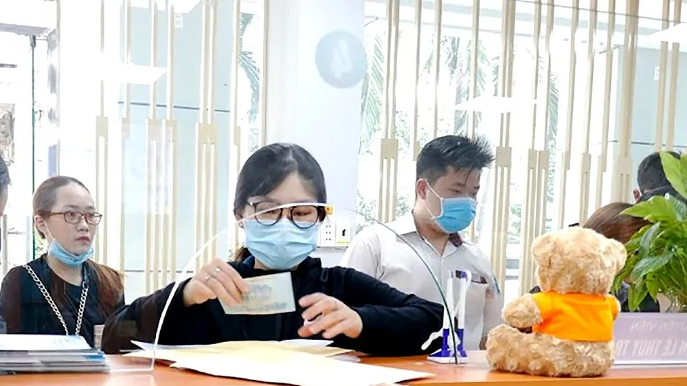 Podcast bản tin trưa 27-9: Đề xuất điều chỉnh tăng học phí đại học; Bắt kẻ đột nhập trường học trộm gần 100 chip, thanh ram máy vi tính