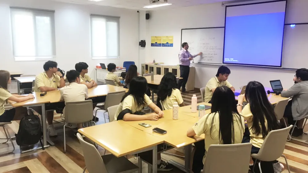 Podcast bản tin trưa 6-4: Trường trung học phổ thông Quốc tế Mỹ dự kiến phát hành cổ phiếu cho phụ huynh; Giá cà phê vượt 100.000 đồng/kg