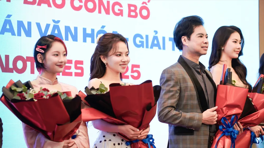Những nghệ sĩ nào tham gia "Về quê làm giàu” và “Trạm phát sóng (+84)"