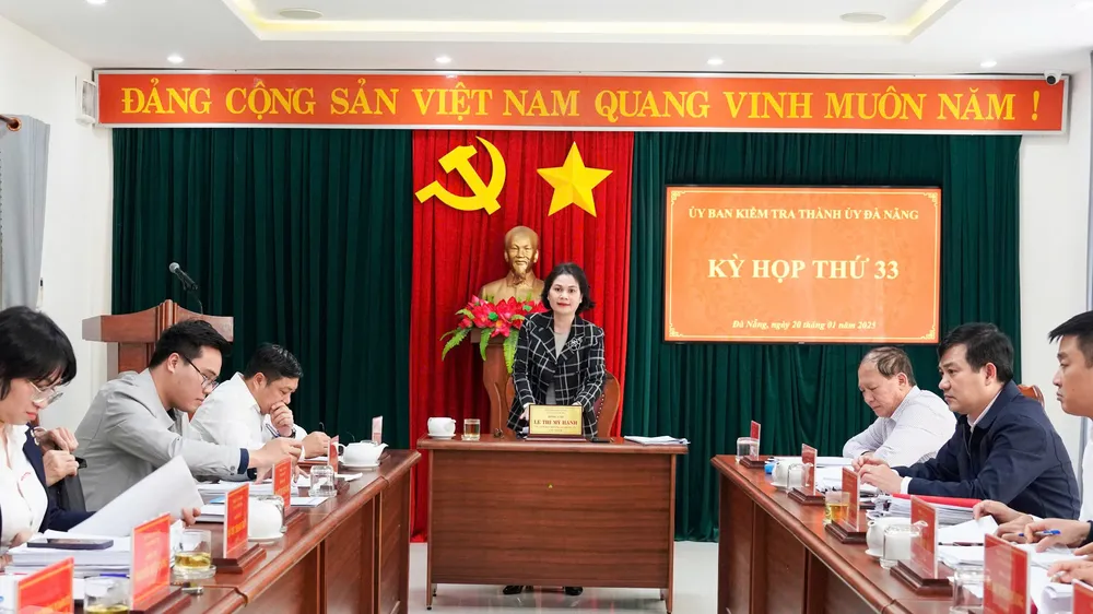 Podcast bản tin tối 10-2: Kỷ luật nhiều cán bộ Cục Thi hành án dân sự TP Đà Nẵng; Không thiếu thuốc Tamiflu, người dân không nên dự trữ và tự ý sử dụng