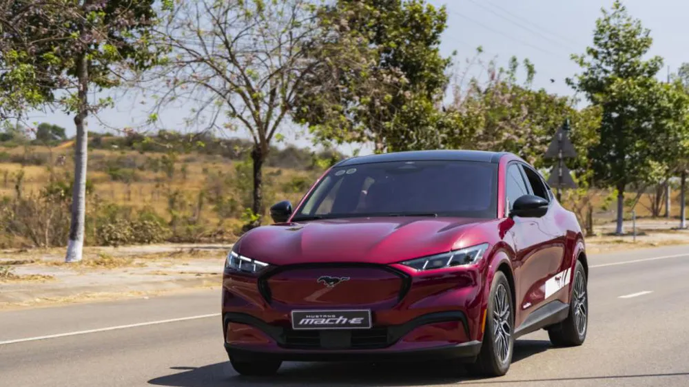 Ford Việt Nam nâng cấp trải nghiệm xe điện: Đưa Mustang Mach-E đến gần khách hàng hơn
