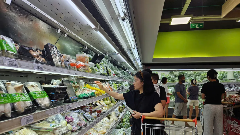 Hàng hóa trong hệ thống siêu thị Saigon Co.op được kiểm soát chặt ngay từ đầu vào 