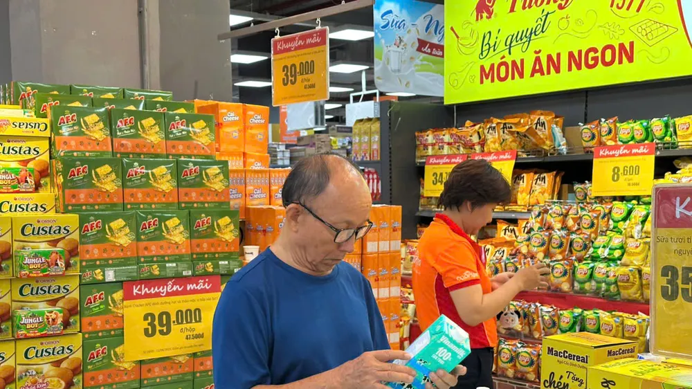 Hoạt động khuyến mãi giảm giá tại siêu thị góp phần kích cầu tiêu dùng