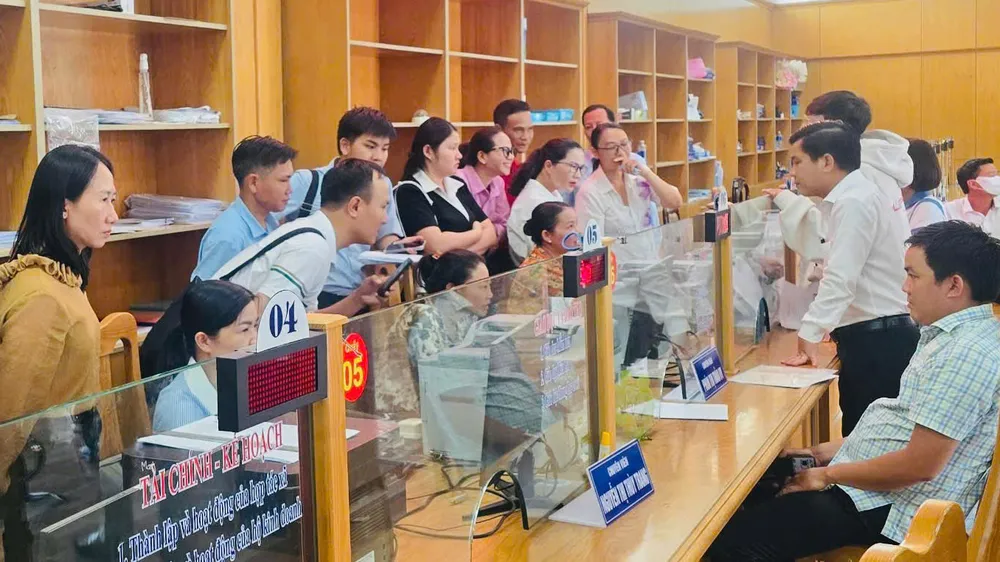 Vận hành thử nghiệm Trung tâm phục vụ hành chính công UBND xã Hồ Tràm