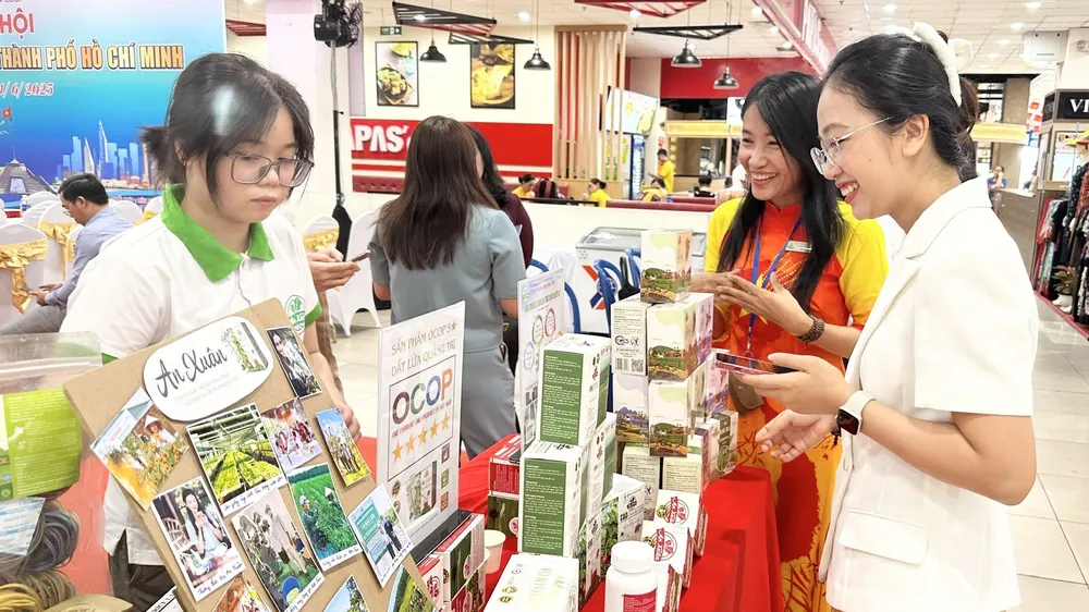 Sản phẩm OCOP được trưng bày tại siêu thị Co.opmart