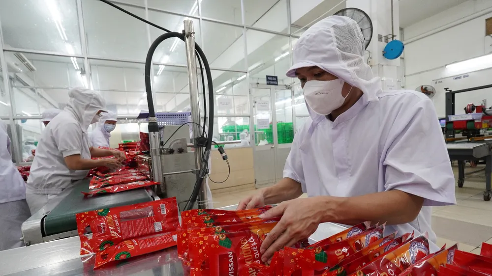 Dây chuyền sản xuất lạp xưởng tại Công ty Vissan