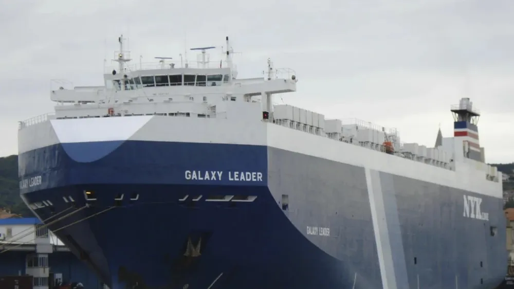 Tàu Galaxy Leader vừa bị lực lượng Houthi cướp. Ảnh: AP