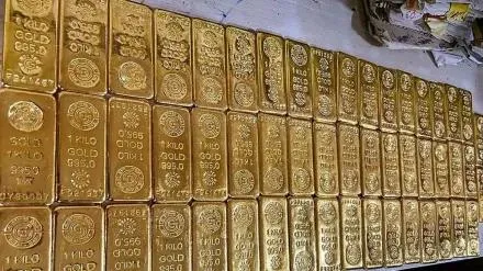 Giá vàng tăng trước khi thời hạn áp thuế đối ứng của Mỹ đến gần. Ảnh: FINANCIAL TIMES