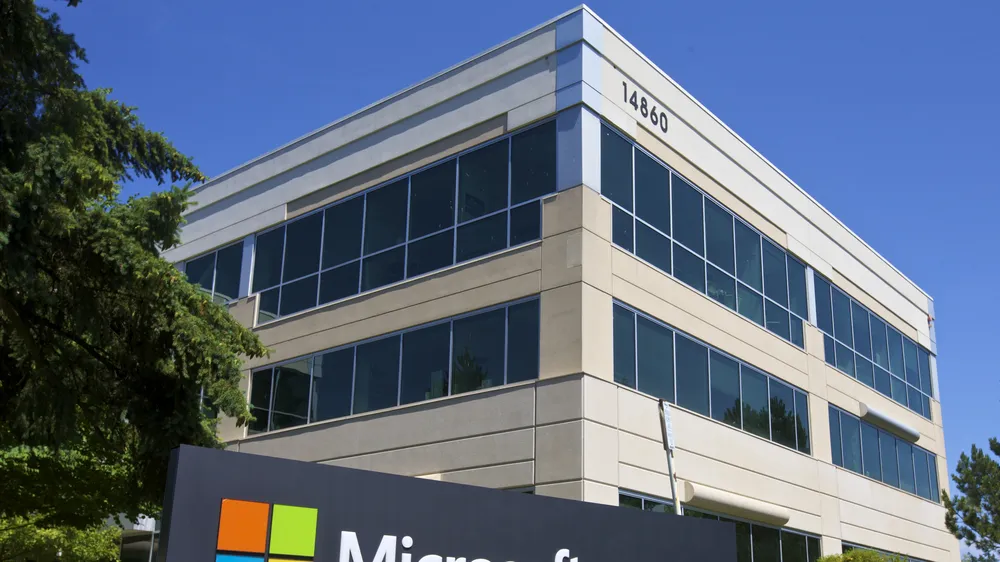 Microsoft khuyến khích 60.000 nhân viên tự nguyện nghỉ việc, tập trung đầu tư AI