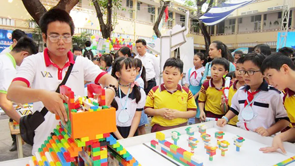 Ngày hội học sinh tiểu học chung tay vì nguồn nước sạch