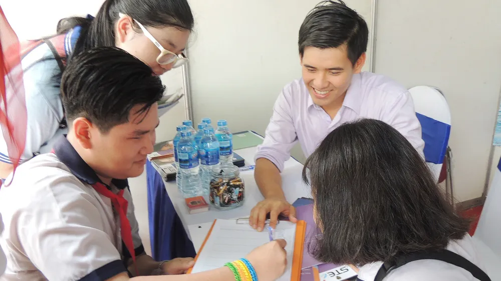 Trường học không được tiếp khách nước ngoài trong thời gian nghỉ hè