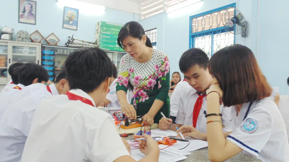 TPHCM: Không được tổ chức lớp chọn đối với học sinh THCS và THPT