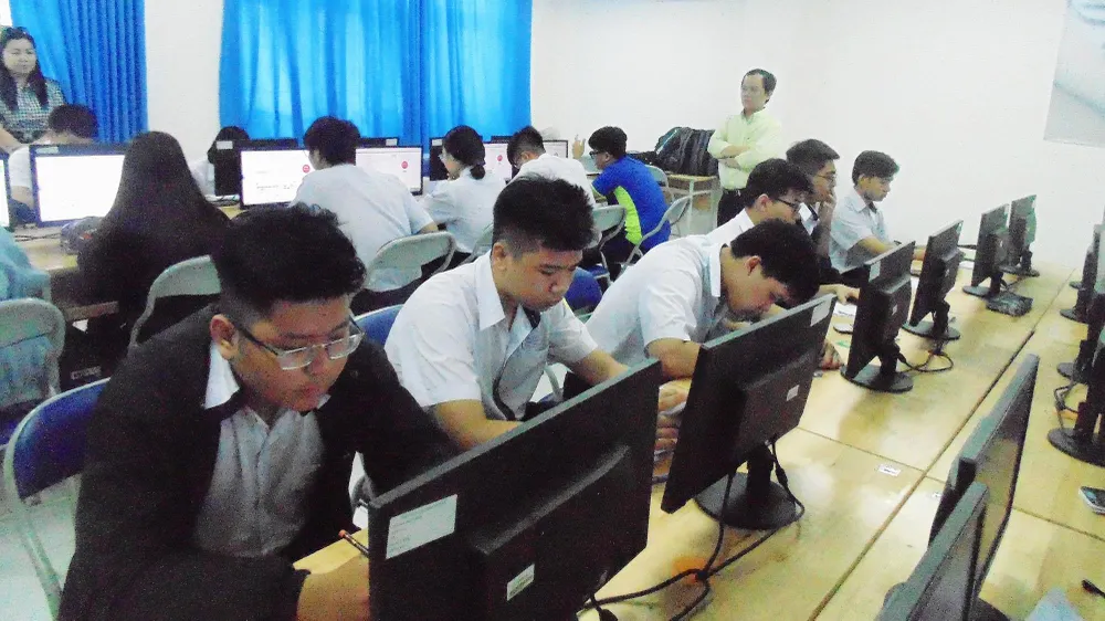 TPHCM: Lần đầu tiên áp dụng thi trực tuyến