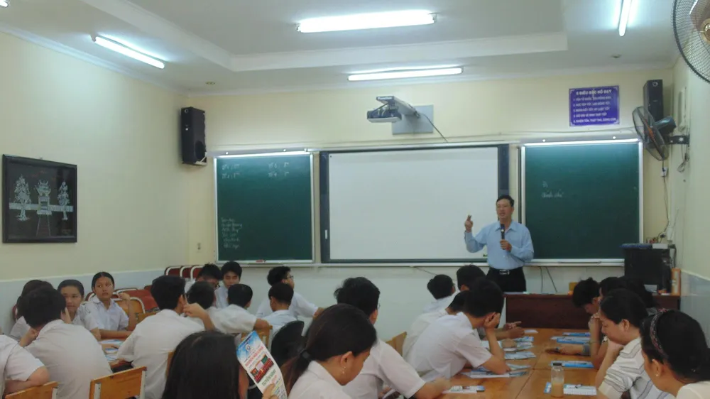 TPHCM: Không tổ chức xếp lớp theo trình độ học sinh