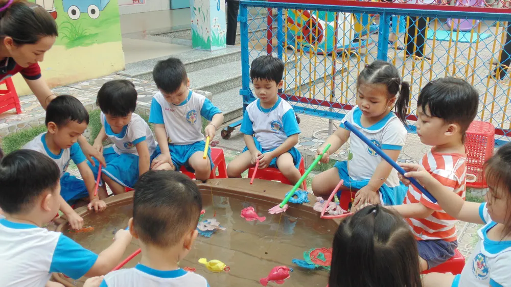 TPHCM: Tăng cường chăm sóc, bảo vệ trẻ em, chống bạo lực học đường