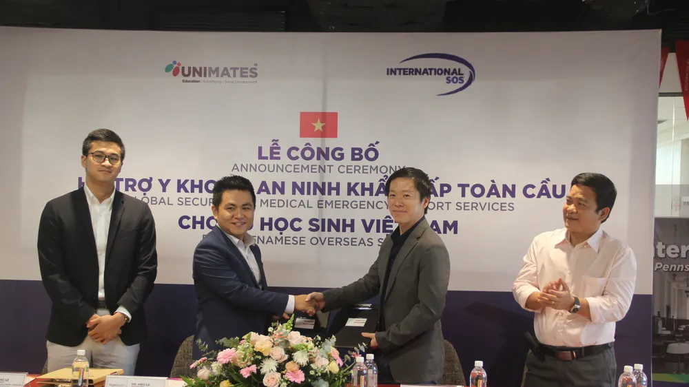 TPHCM: Công bố dịch vụ hỗ trợ về an ninh và y tế khẩn cấp cho du học sinh Việt Nam