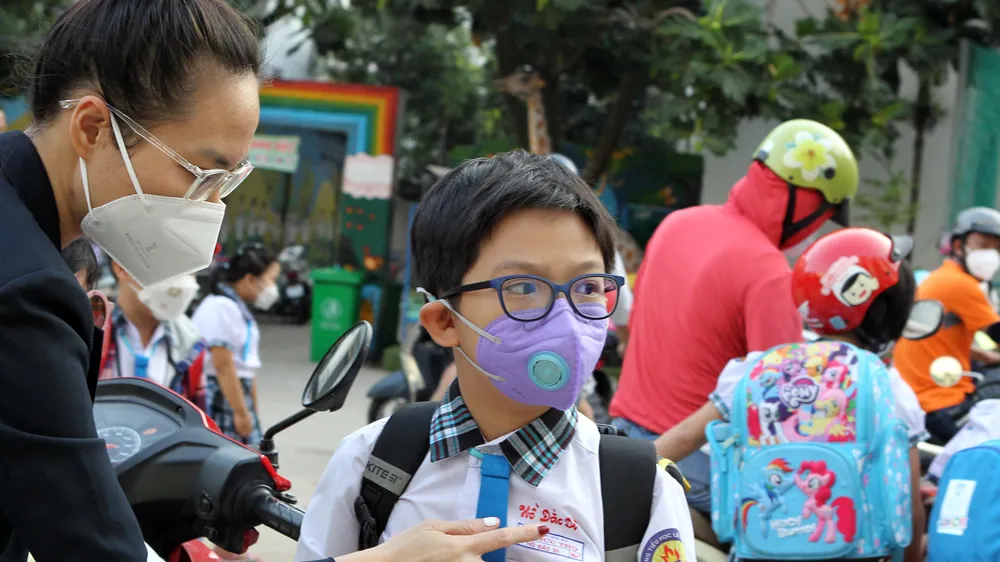 Tất cả cơ sở giáo dục công lập sẽ không thu học phí học kỳ 2. Ảnh: HOÀNG HÙNG