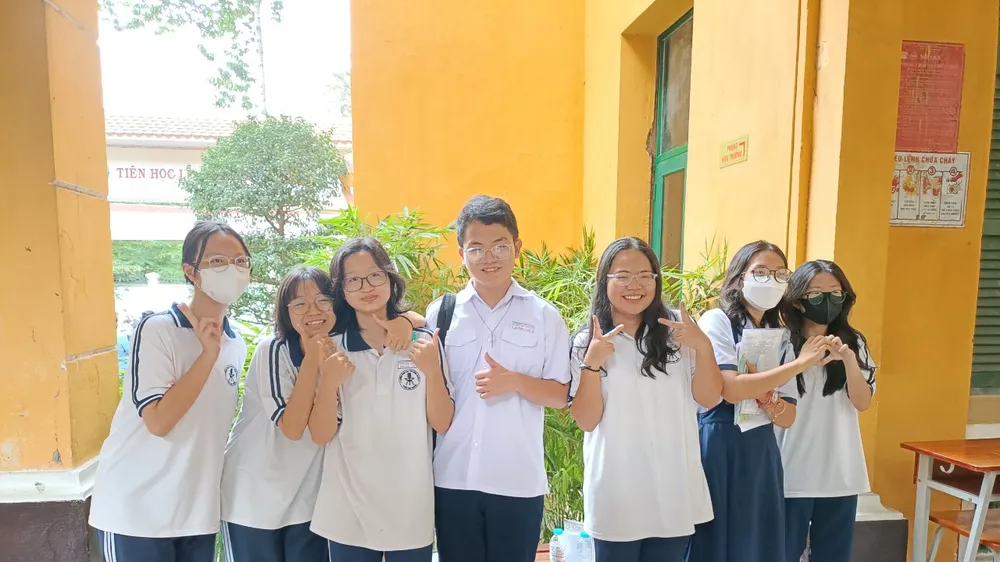 TPHCM: Công bố điểm chuẩn lớp 10 chuyên và tích hợp năm học 2023-2024
