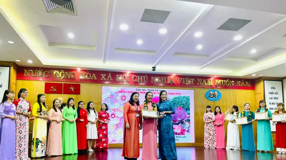TPHCM: Tuyên dương 99 giáo viên mầm non dạy giỏi cấp thành phố năm học 2022-2023