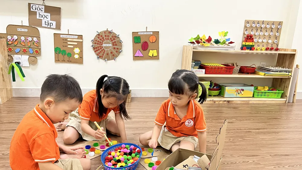 Một số giáo viên chưa thật sự quan tâm giáo dục phát triển tình cảm cho trẻ 