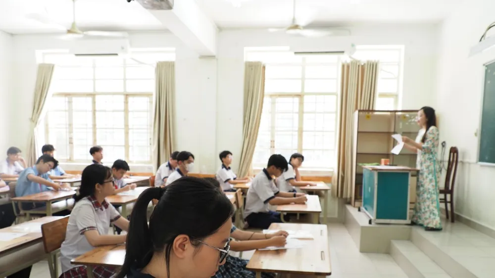 Thí sinh tham gia kỳ thi tuyển sinh lớp 10 công lập năm học 2024-2025 tại TPHCM