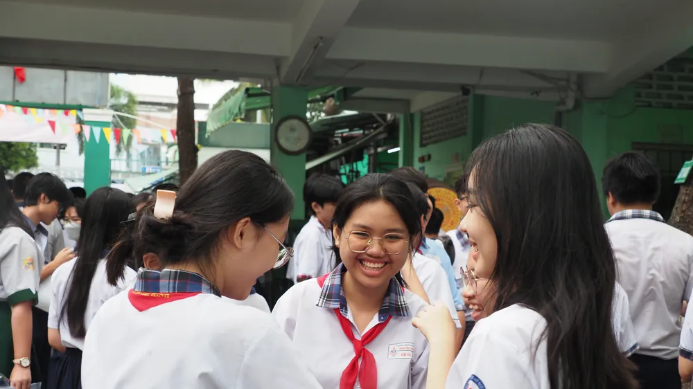 TPHCM công bố đề thi tham khảo kỳ thi tuyển sinh lớp 10 năm học 2025-2026