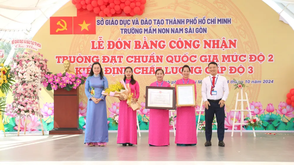 Trường mầm non tự chủ tài chính nhận bằng kiểm định chất lượng giáo dục