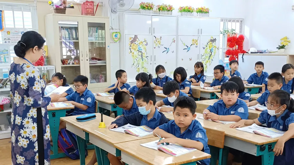 Học sinh Trường Tiểu học Hòa Bình (phường Sài Gòn, TPHCM) trong một giờ học