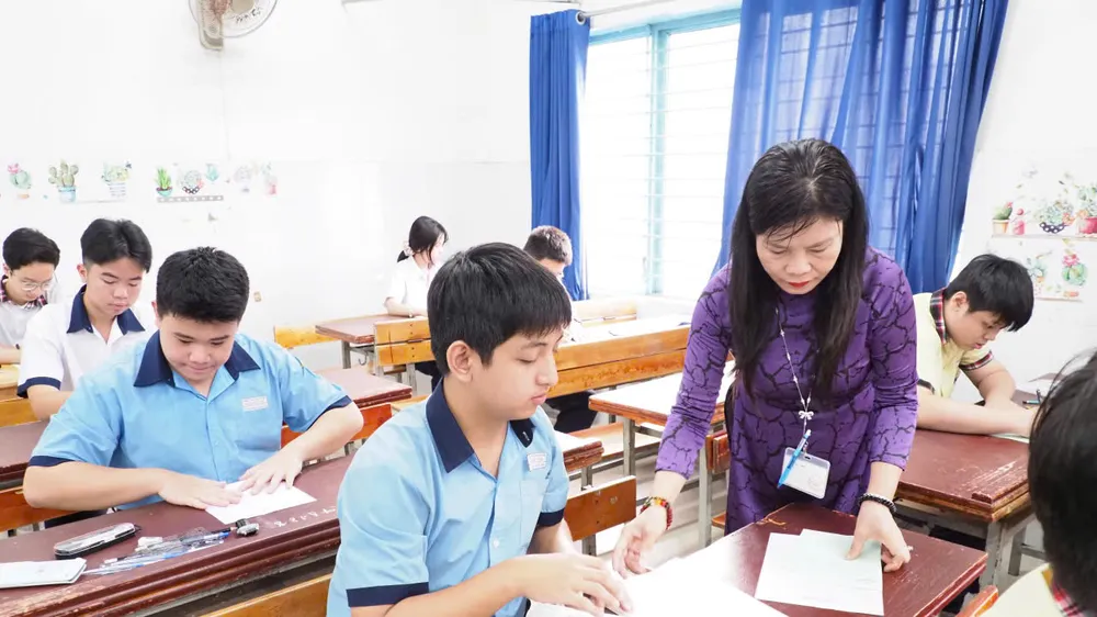 Học sinh tham gia kỳ thi tuyển sinh lớp 10 công lập năm học 2026-2027 tại TPHCM