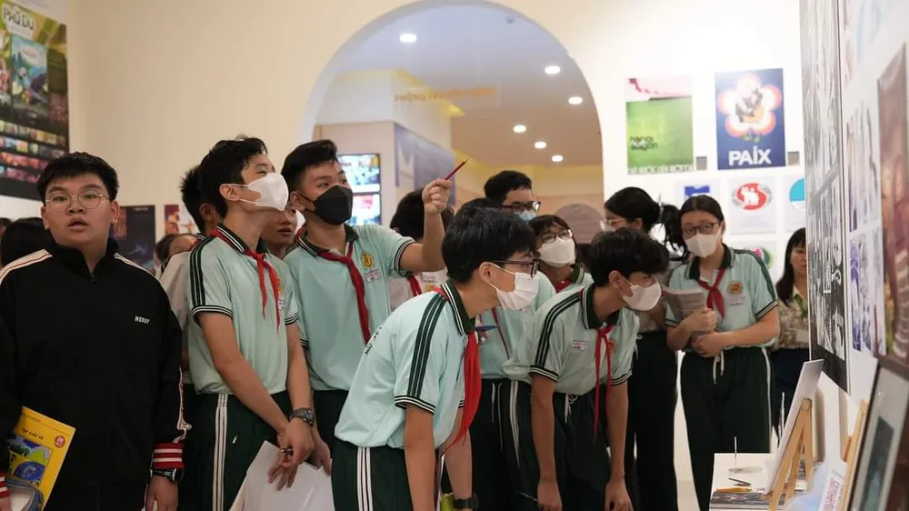 Học sinh Trường THCS Hà Huy Tập (phường Gia Định, TPHCM) tham gia hoạt động ngoại khóa tại bảo tàng