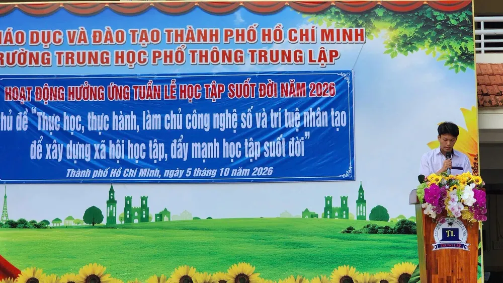 Học sinh Trường THPT Trung Lập tham gia Lễ phát động Tuần lễ hưởng ứng học tập suốt đời năm 2026