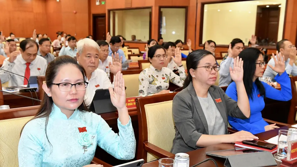 HĐND TPHCM ban hành Nghị quyết triển khai thực hiện Nghị quyết số 98/2023/QH15