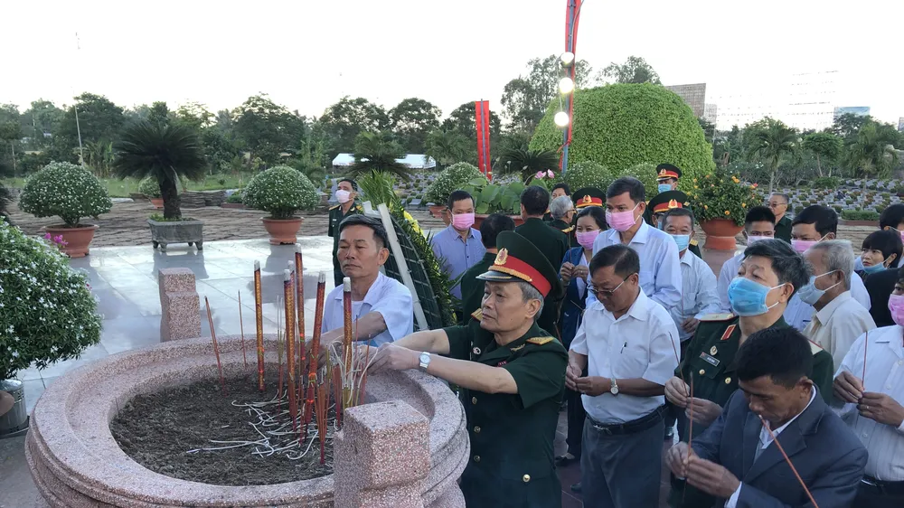 Vĩnh Long công bố danh tính 6 bộ hài cốt liệt sĩ