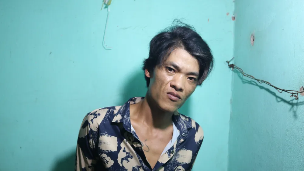 Đối tượng Linh tại hiện trường. Ảnh: TÍN HUY