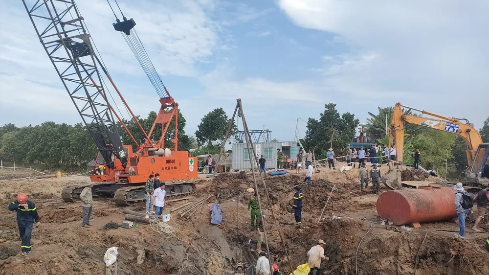Các chuyên gia trong nước vừa thống nhất phương án cứu hộ khả thi nhất