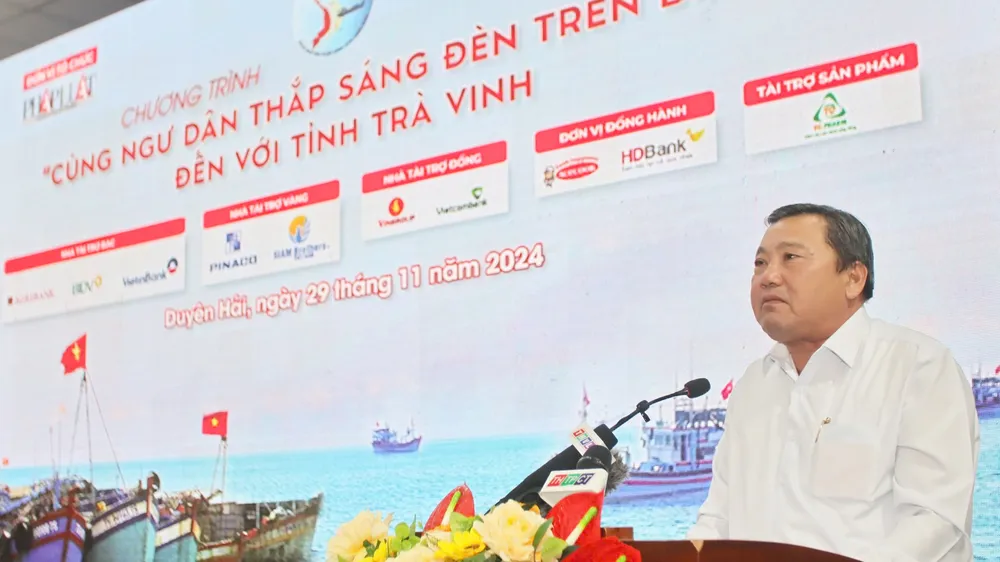 Ông Nguyễn Trung Hoàng, Phó Chủ tịch UBND tỉnh Trà Vinh phát biểu tại chương trình