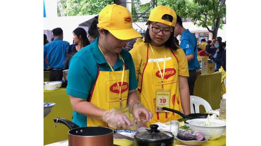 Gia đình chị Trần Thị Thanh Thủy tham gia hội thi nấu ăn