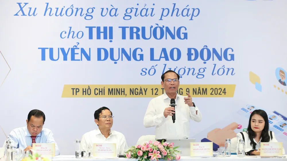 Ông Phạm Anh Thắng phát biểu tại tọa đàm
